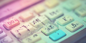 计算器上面的歌究竟叫什么名字？