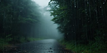 穿过风雨好想你究竟是哪首歌？