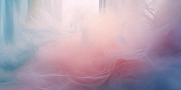 如今谁在你怀里究竟是哪首歌？