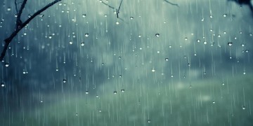 下雨思念会更深究竟是哪首歌？